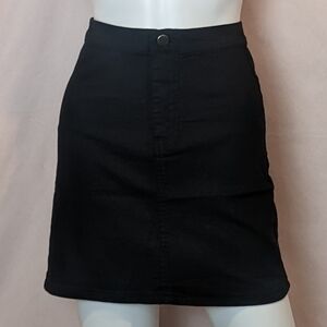 PrettyLittleThing Black Disco Fit Denim Mini Skirt size 4